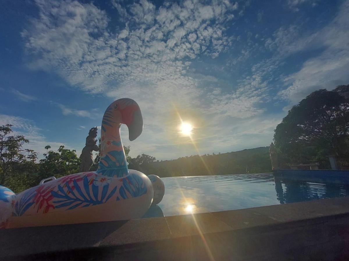 Innora Jungle Resort And Spa Batununggul エクステリア 写真