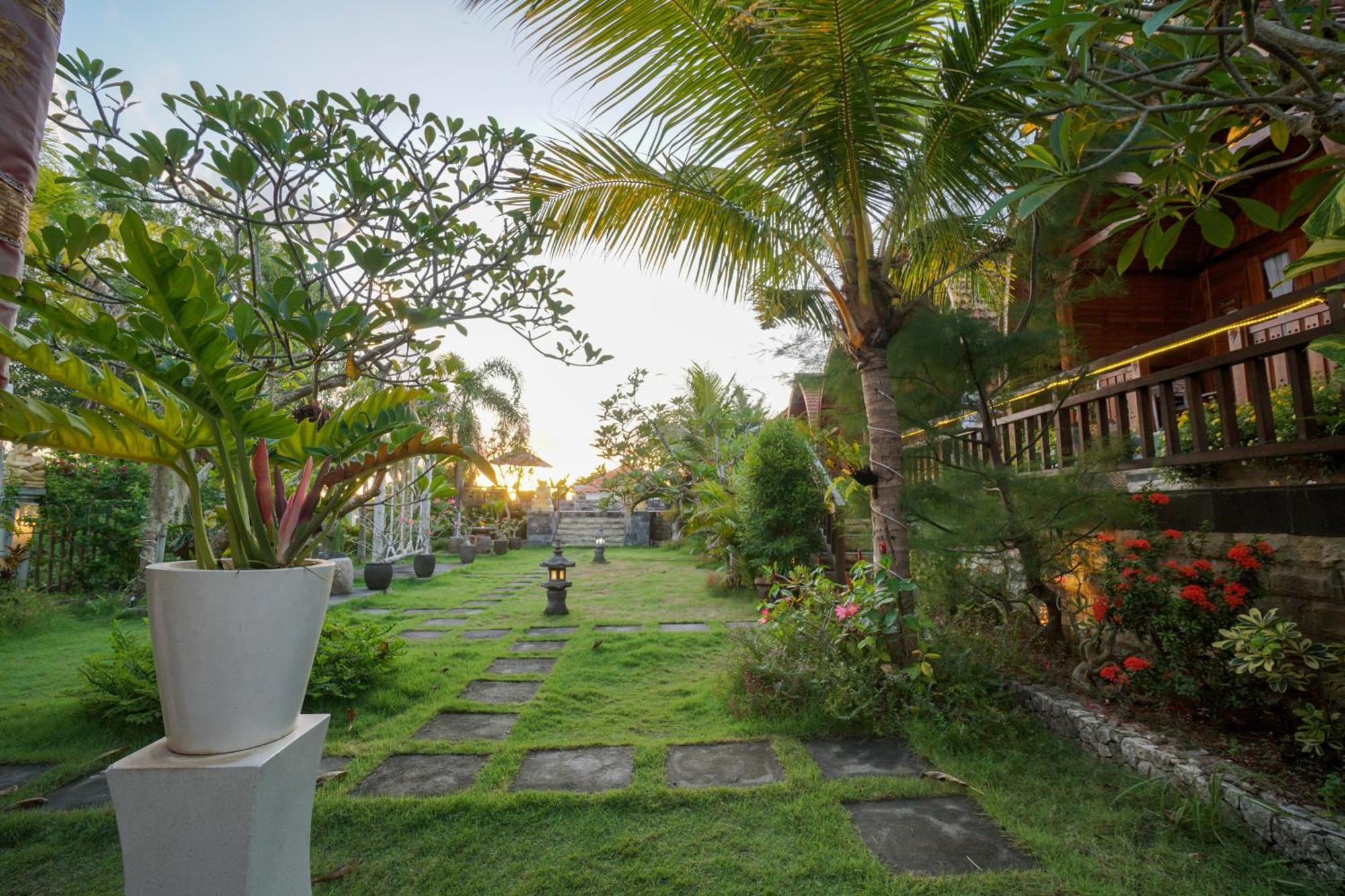 Innora Jungle Resort And Spa Batununggul エクステリア 写真